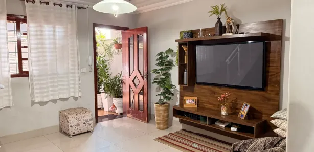 Sobrado com 2 Quartos à venda, 130m² no Parque Residencial Frezzarin, Santa Bárbara D'Oeste