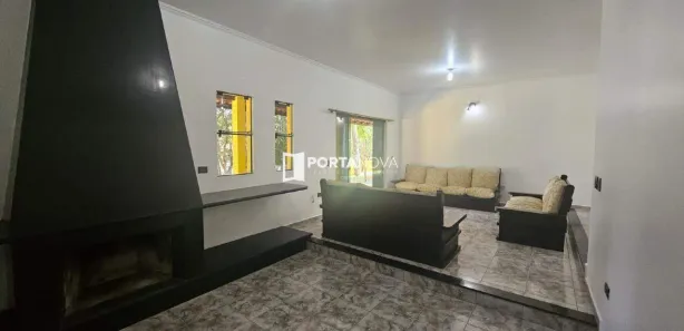 Fazenda / Sítio / Chácara com 3 Quartos para alugar, 341m² no Chácaras Ana Lúcia, Embu das Artes