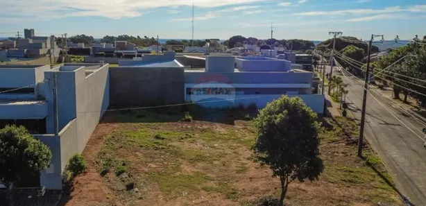 Terreno / Lote / Condomínio à venda, 438m² no Jardim Veneza II, Umuarama