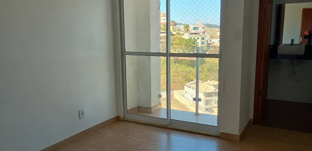 Apartamento com 3 Quartos para alugar, 100m² no Manoel Corrêa, Conselheiro Lafaiete