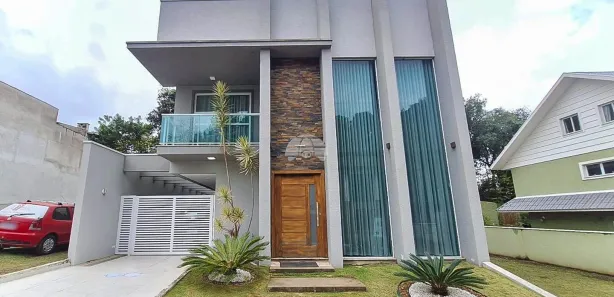 Sobrado com 3 Quartos à venda, 250m² no Campo Pequeno, Colombo