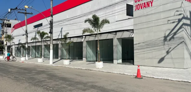 Loja / Salão / Ponto Comercial para alugar, 55m² no Vista Alegre, São Gonçalo