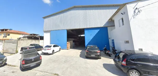Galpão / Depósito / Armazém para alugar, 900m² no Parque São Vicente, São Vicente