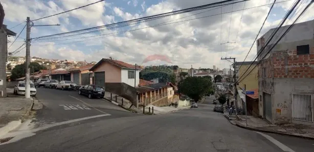 Casa com 3 Quartos para alugar, 150m² no Vila Santa Filomena, Bragança Paulista