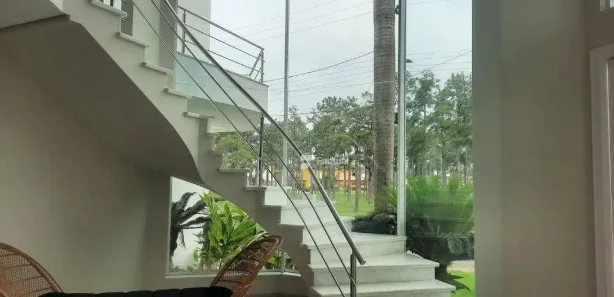 Casa de Condomínio com 6 Quartos para alugar, 614m² no Jardim Acapulco, Guarujá