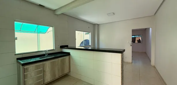 Sobrado com 3 Quartos para alugar, 120m² no , Parauapebas