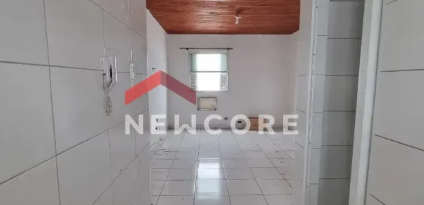 Kitnet à venda, 26m² no Guilhermina, Praia Grande