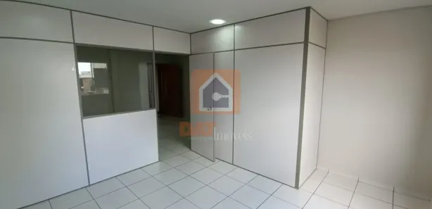 Loja / Salão / Ponto Comercial para alugar, 60m² no Centro, Ponta Grossa