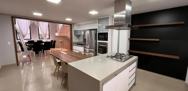 Casa de Condomínio com 5 Quartos para alugar, 460m² no Alphaville, Santana de Parnaíba