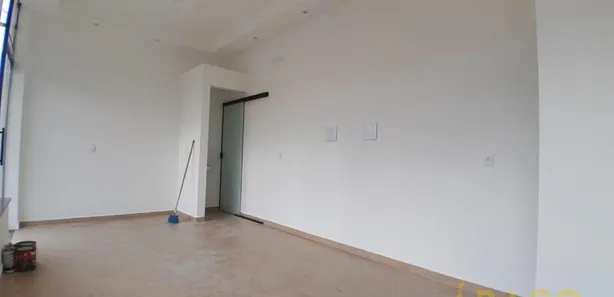 Casa Comercial para alugar, 52m² no Vila Costa do Sol, São Carlos
