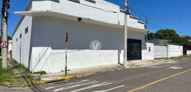 Galpão / Depósito / Armazém com 1 Quarto à venda, 332m² no Nossa Senhora do Rosário, Santa Maria