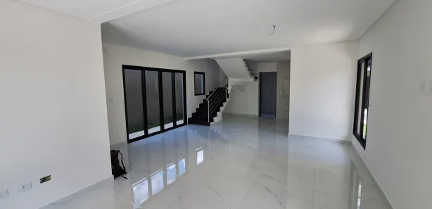 Sobrado com 3 Quartos à venda, 142m² no Xaxim, Curitiba
