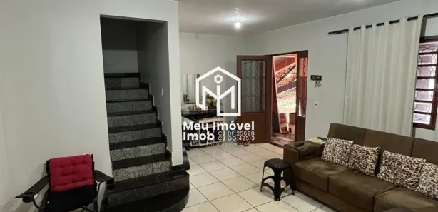 Casa com 5 Quartos à venda, 300m² no Núcleo Bandeirante, Brasília