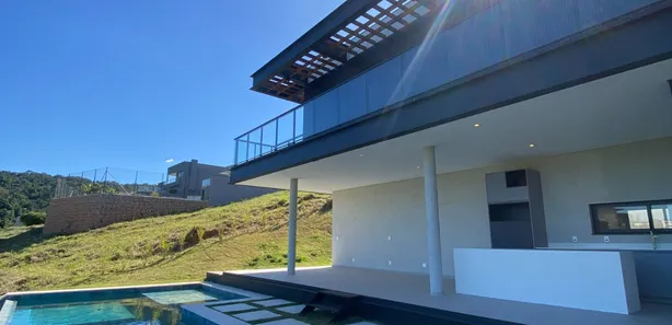 Casa de Condomínio com 5 Quartos para venda ou aluguel, 504m² no Serra Azul, 