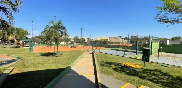 Sobrado com 3 Quartos para alugar, 800m² no Jardim do Prado, Araçatuba
