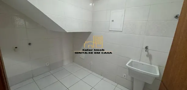 Casa de Condomínio com 3 Quartos para alugar, 90m² no Liberdade, Resende