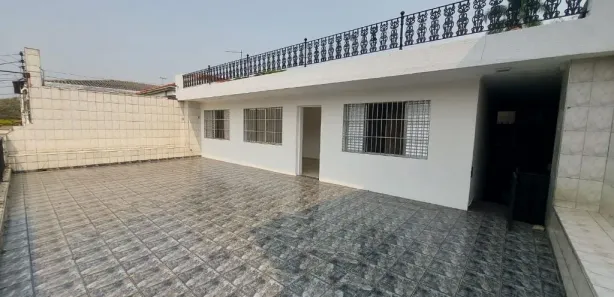 Casa com 3 Quartos à venda, 238m² no Vila Dalva, São Paulo