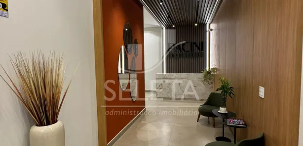 Loja / Salão / Ponto Comercial para alugar, 310m² no Centro, Cascavel