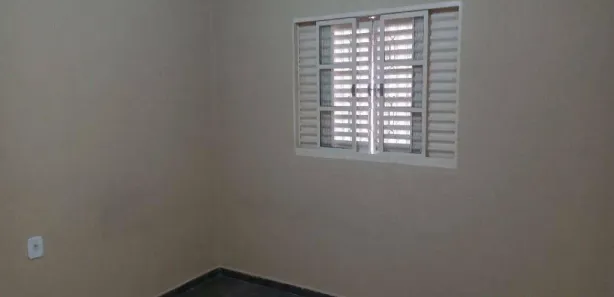 Casa com 1 Quarto para alugar, 35m² no Vila Nogueira, Diadema