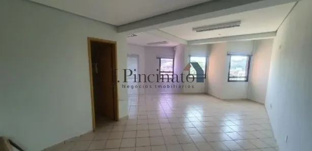 Conjunto Comercial / Sala para alugar, 42m² no Centro, Jundiaí