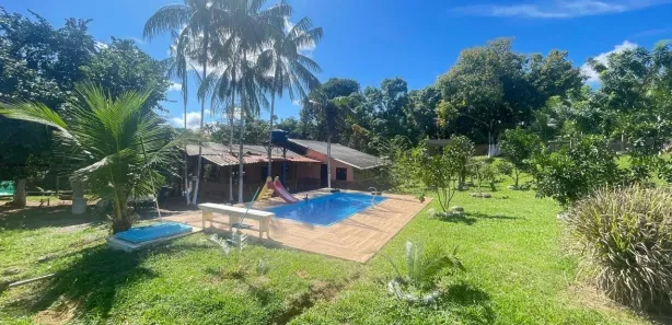 Fazenda / Sítio / Chácara com 3 Quartos à venda, 278m² no Chácara Descansolândia, Ferraz de Vasconcelos