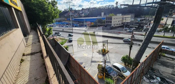 Prédio Inteiro para alugar, 627m² no Cidade Intercap, Taboão da Serra