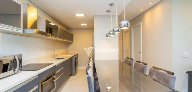 Apartamento com 2 Quartos para alugar, 60m² no Centro, Curitiba