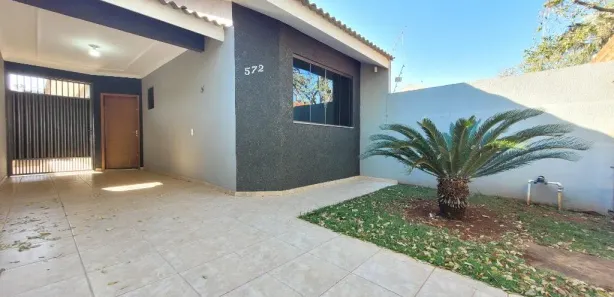 Casa com 3 Quartos para alugar, 100m² no Jardim Licce, Maringá