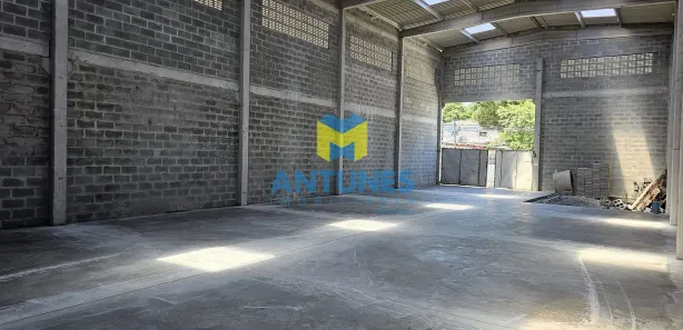 Galpão / Depósito / Armazém para alugar, 350m² no Jordão, Recife