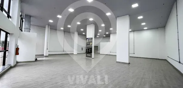 Loja / Salão / Ponto Comercial à venda, 361m² no Vila Brasileira, Itatiba