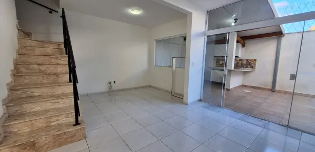 Sobrado com 3 Quartos à venda, 121m² no Jardim Primavera, Itupeva