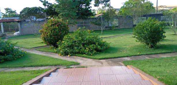 Fazenda / Sítio / Chácara com 3 Quartos à venda, 160m² no Cercado, Araçoiaba da Serra