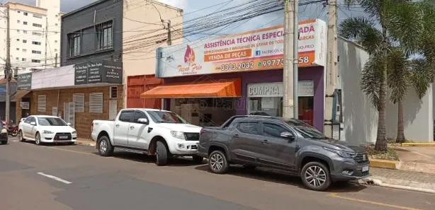 Loja / Salão / Ponto Comercial à venda, 248m² no Centro, Araraquara