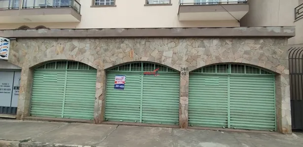 Loja / Salão / Ponto Comercial à venda, 100m² no Clélia Bernardes, Viçosa