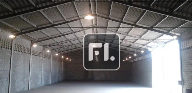 Galpão / Depósito / Armazém para alugar, 900m² no BNH, Mesquita