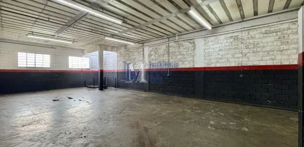 Galpão / Depósito / Armazém para alugar, 550m² no Jardim das Laranjeiras, Bragança Paulista