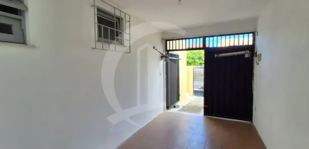 Casa com 3 Quartos para alugar, 250m² no Farolândia, Aracaju