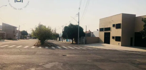 Galpão / Depósito / Armazém para alugar, 154m² no Jardim Santa Marta III, Salto