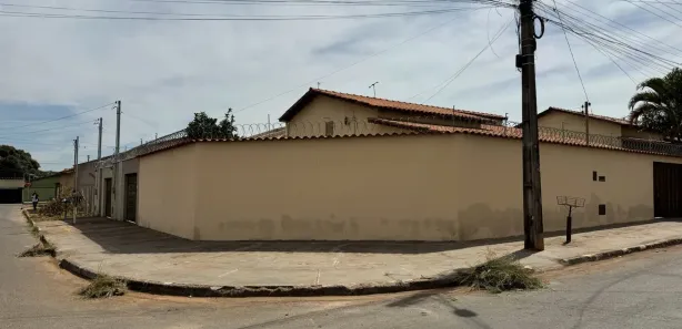Casa com 2 Quartos à venda, 411m² no Jardim Rosa do Sul, Aparecida de Goiânia