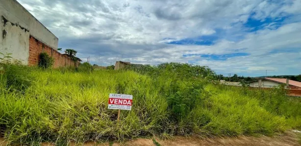 Terreno / Lote / Condomínio à venda, 334m² no Jardim Paraíso, Jataizinho