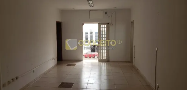 Loja / Salão / Ponto Comercial para alugar, 35m² no Centro, Cambé