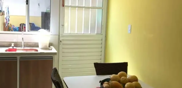 Casa de Condomínio com 2 Quartos à venda, 60m² no Água Vermelha, Poá