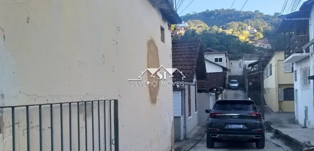 Loja / Salão / Ponto Comercial com 2 Quartos à venda, 32m² no Mosela, Petrópolis
