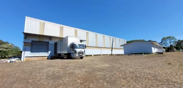 Galpão / Depósito / Armazém para alugar, 2500m² no Autódromo, Chapecó