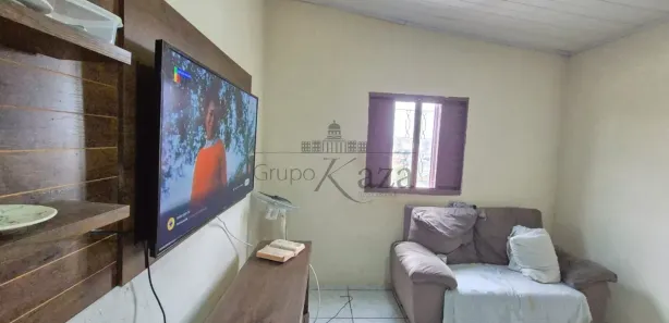 Sobrado com 4 Quartos à venda, 140m² no Jardim Paraíso, Jacareí
