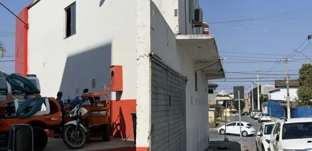 Loja / Salão / Ponto Comercial à venda, 345m² no Edgar Pereira, Montes Claros
