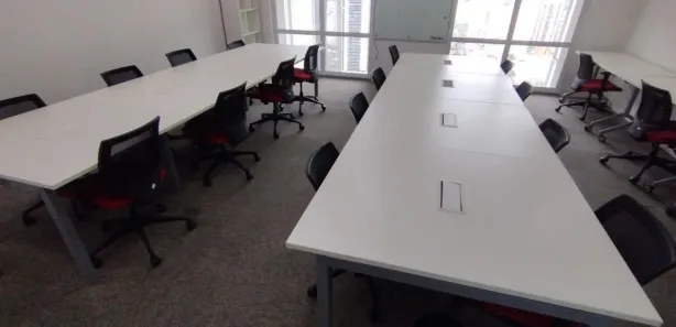 Conjunto Comercial / Sala com 1 Quarto para alugar, 135m² no Vila São Francisco (Zona Sul), São Paulo