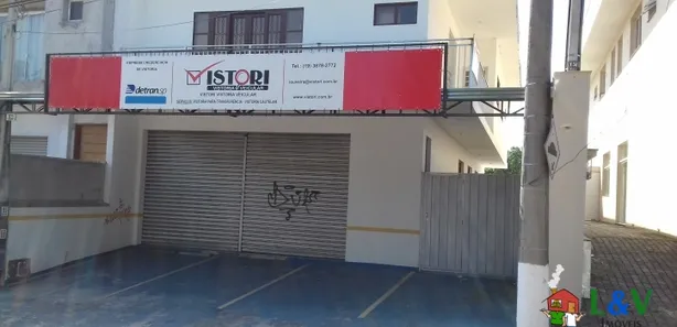Prédio Inteiro à venda, 300m² no Jardim Niero, Louveira