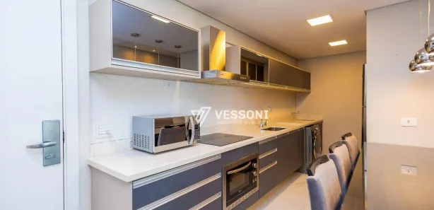 Apartamento com 2 Quartos para alugar, 60m² no Centro, Curitiba