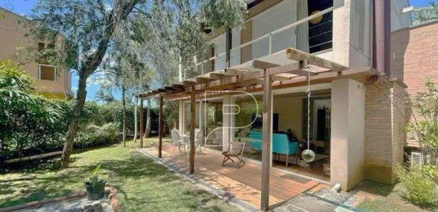Casa de Condomínio com 4 Quartos à venda, 222m² no Chácara dos Lagos, Carapicuíba